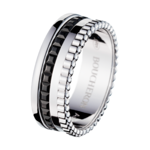 Sõrmus Quatre Black Edition, väike mudel