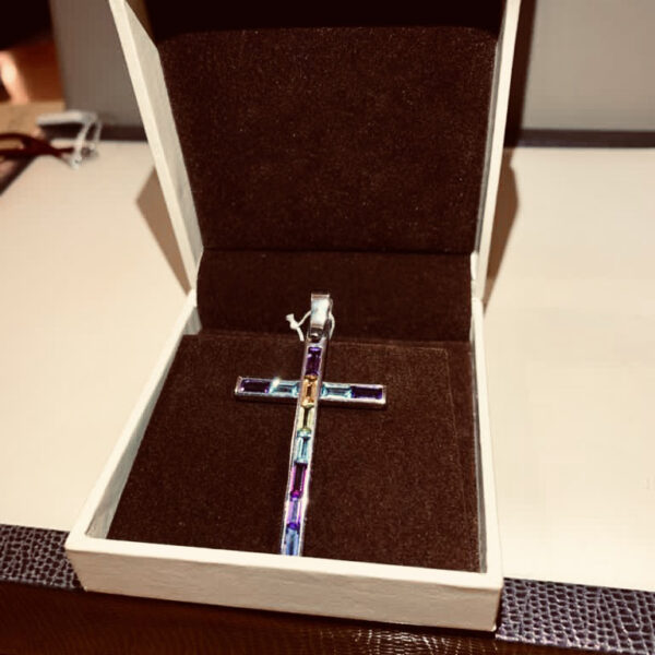 Guy Laroche Pendant Guy Laroche Pendant